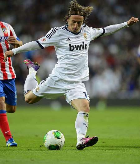 完成大四喜，姆巴佩当选欧冠官方本周最佳球员