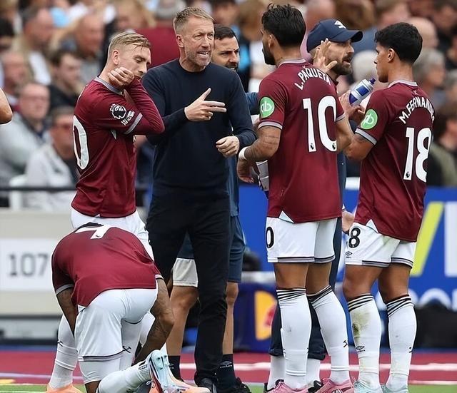 环足奖年最佳男足俱乐部候选：巴黎、切尔西、巴萨、拜仁在列