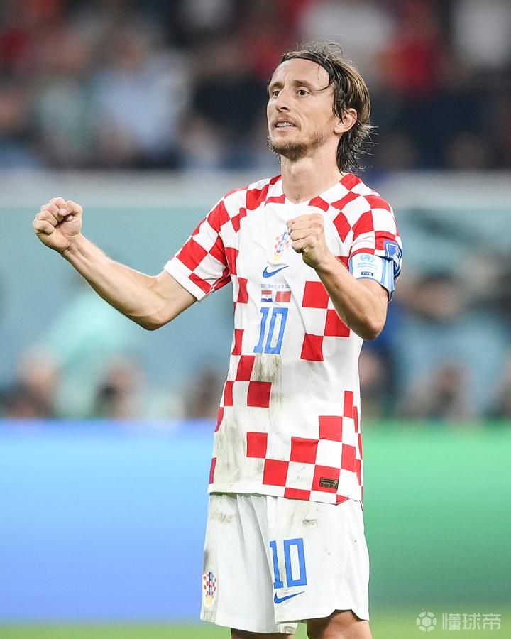 媒体人：23岁华裔中场瑞安-蒂格即将加盟上海海港